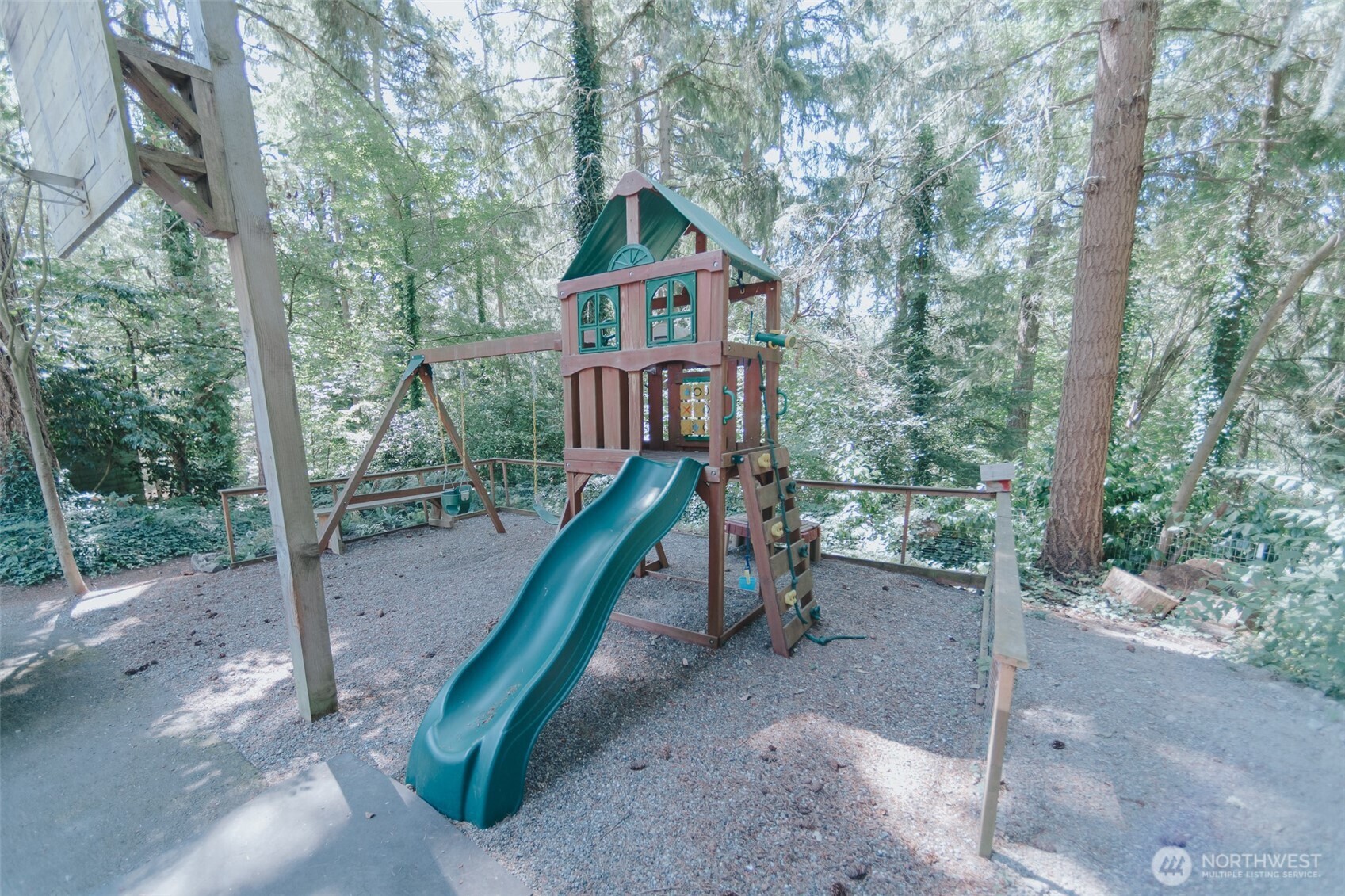 1325 Southwest 120th Street Burien, WA 98146 - Photo 37 of 40