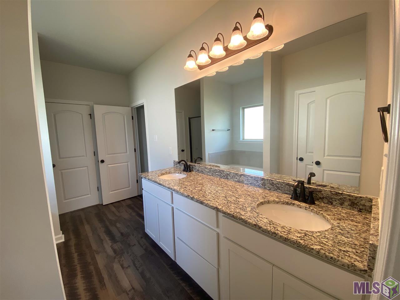 115 Shadow Pointe Road Thibodaux, LA 70301 - Photo 8 of 10 Gallery Image 8