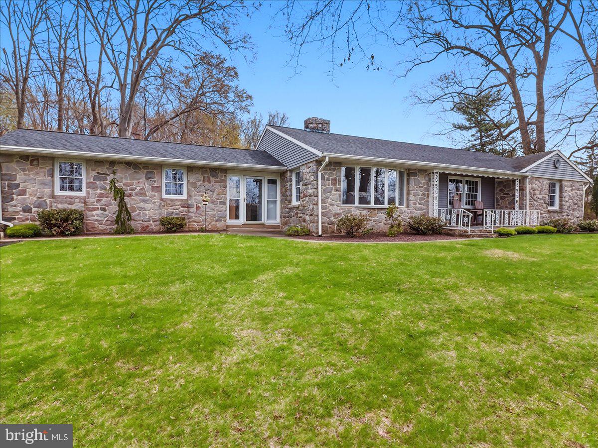 41 Porters Mill Road Pottstown, PA 19465 - Photo 9 of 37 Solid stone rancher