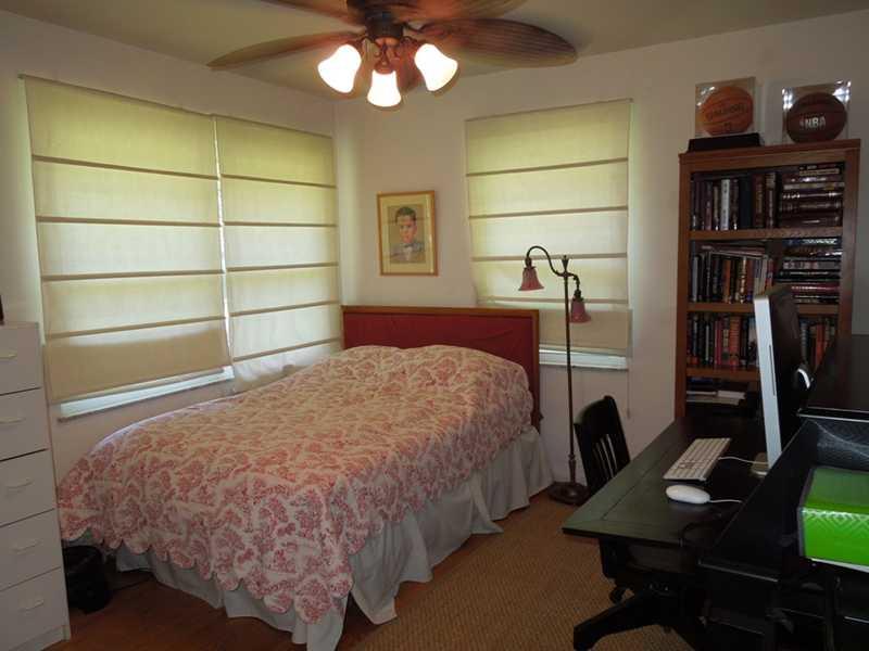 6309 Harbridge Road Indianapolis, IN 46220 - Photo 8 of 12 Gallery Image 8