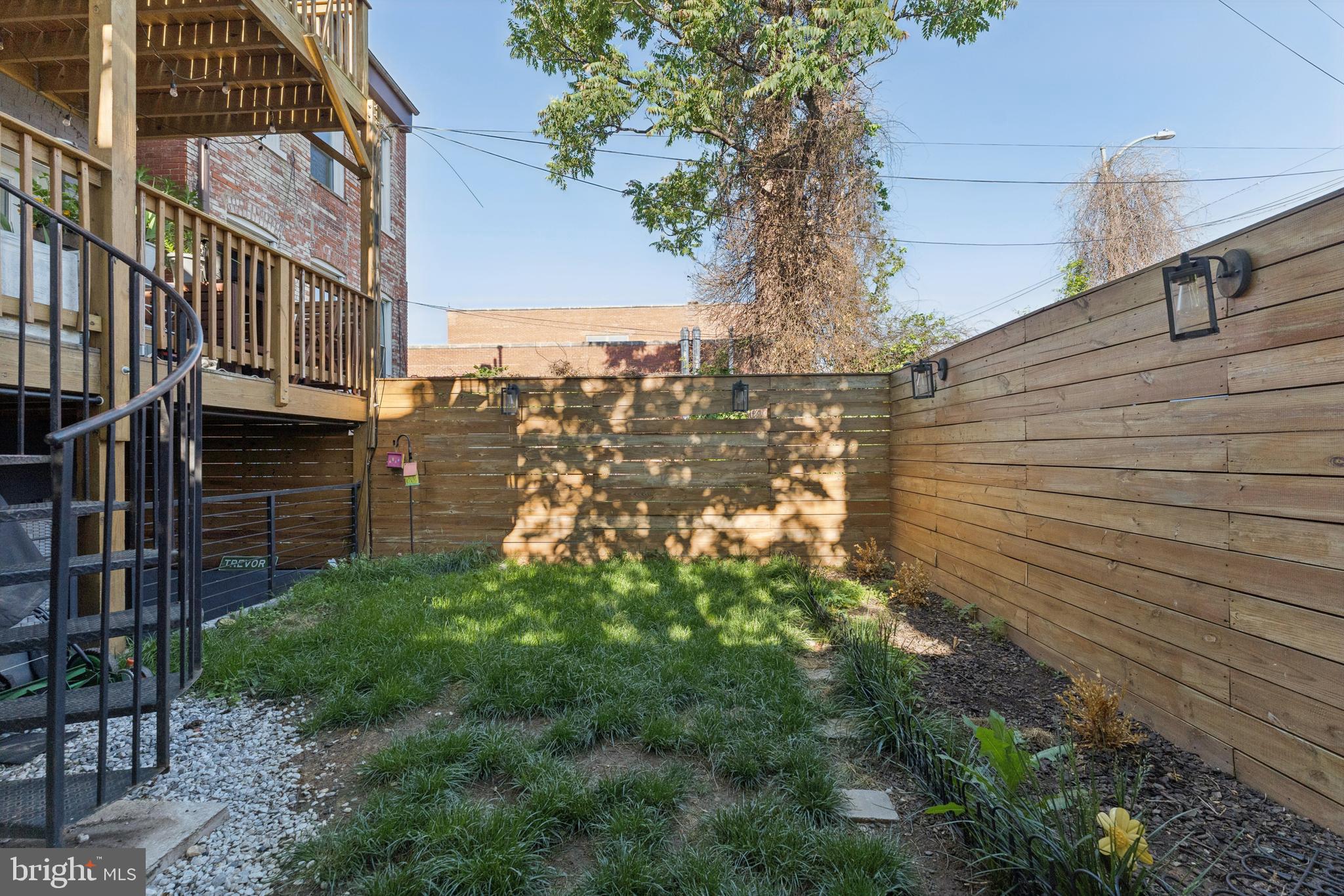 411 P Street Northwest, Unit 3 Washington, DC 20001 - Photo 25 of 28