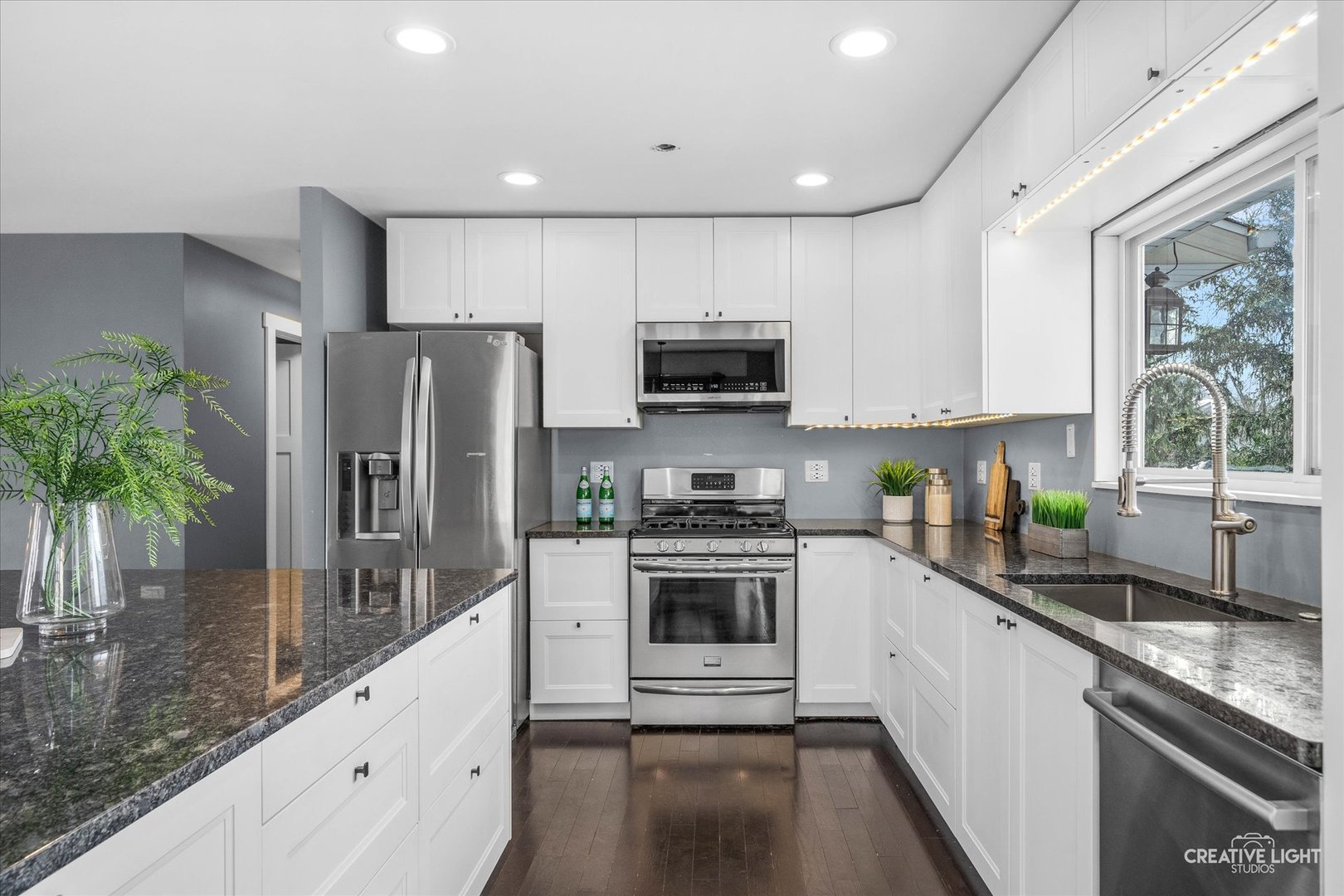 632 Sheffield Lane Bolingbrook, IL 60440 - Photo 4 of 31