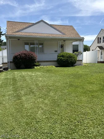 $160,000 | 138 Iroquois Street, Struthers, OH 44471