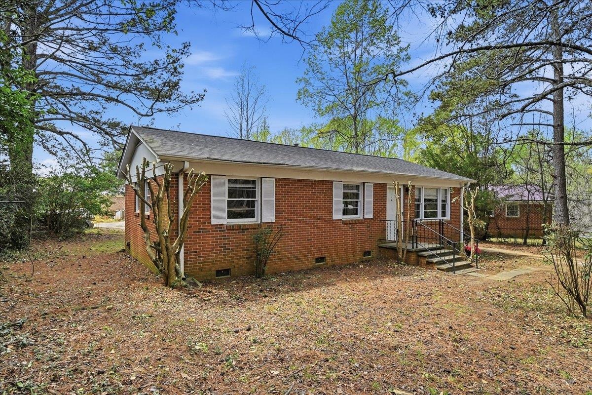 102 Abrams Street Union, SC 29379 - Photo 3 of 30