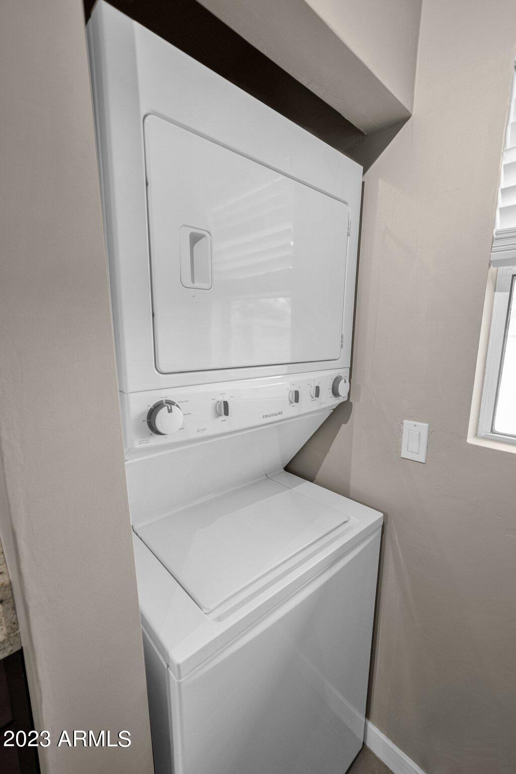 925 West McDowell Road, Unit 105 Phoenix, AZ 85007 - Photo 15 of 24 15-web-or-mls-DSC04485