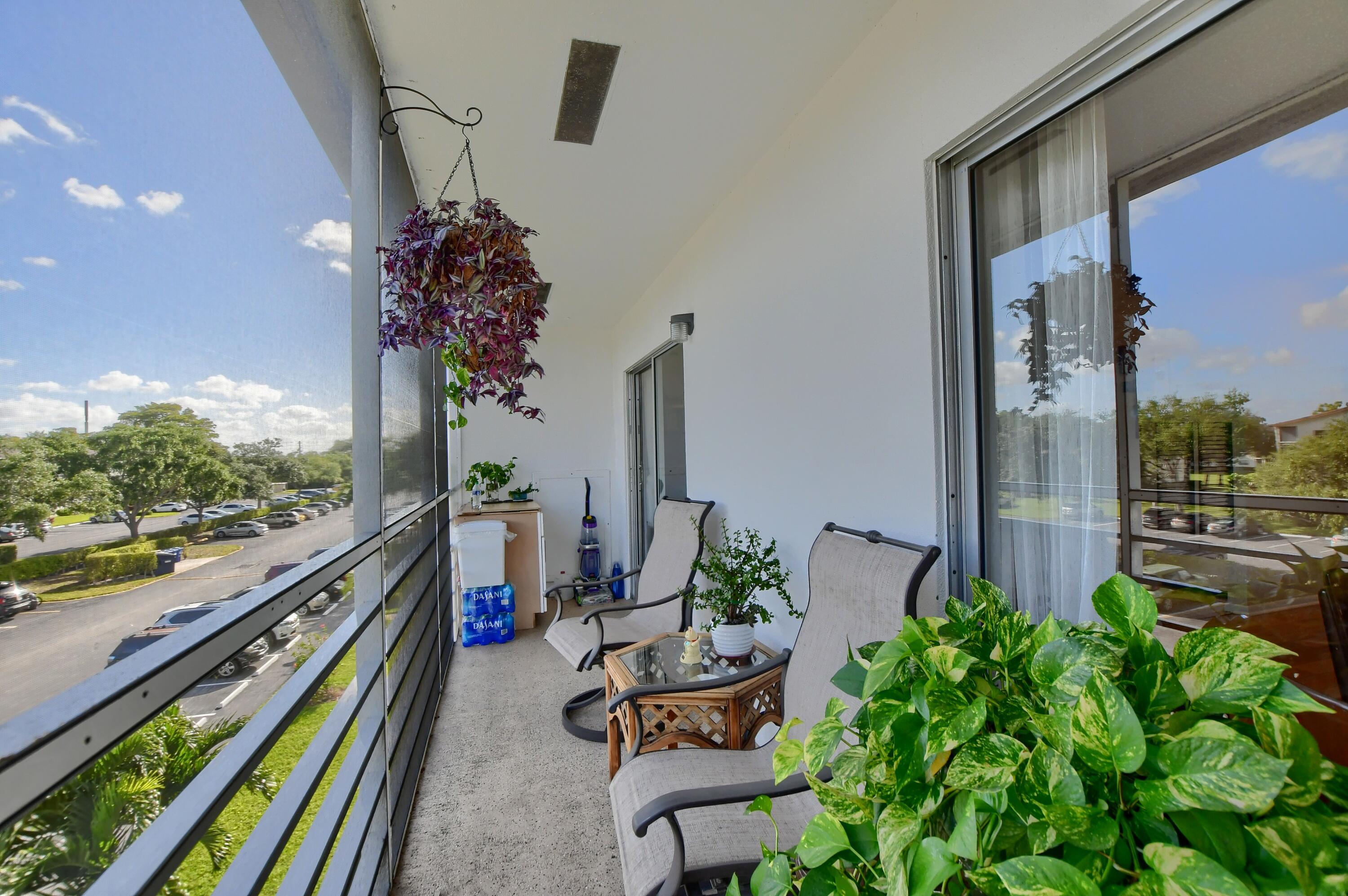 161 Mansfield D Boca Raton, FL 33434 - Photo 11 of 59 17_ebf_2590-hdr(5)