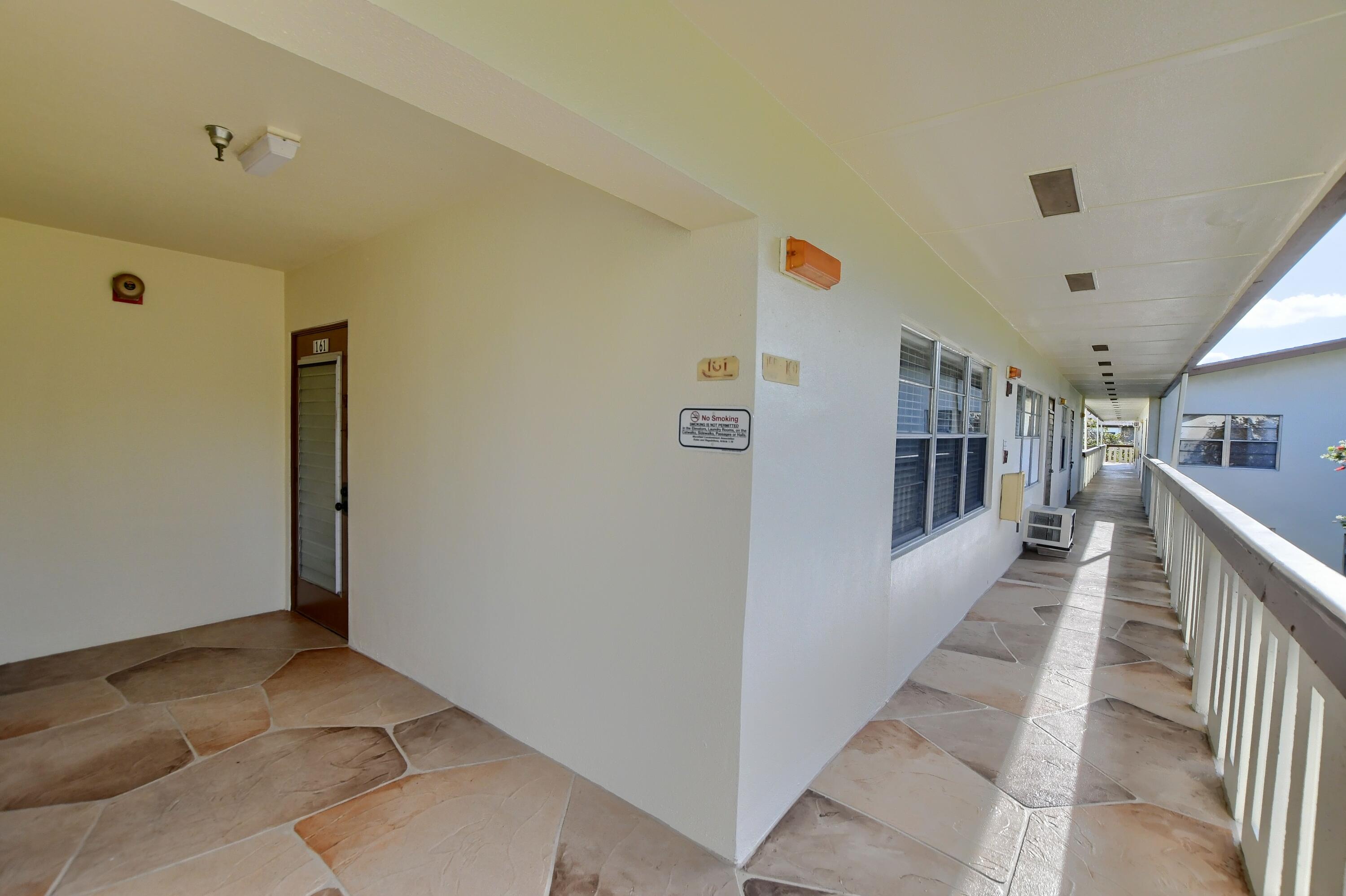 161 Mansfield D Boca Raton, FL 33434 - Photo 17 of 59 04_ebf_2525-hdr(5)