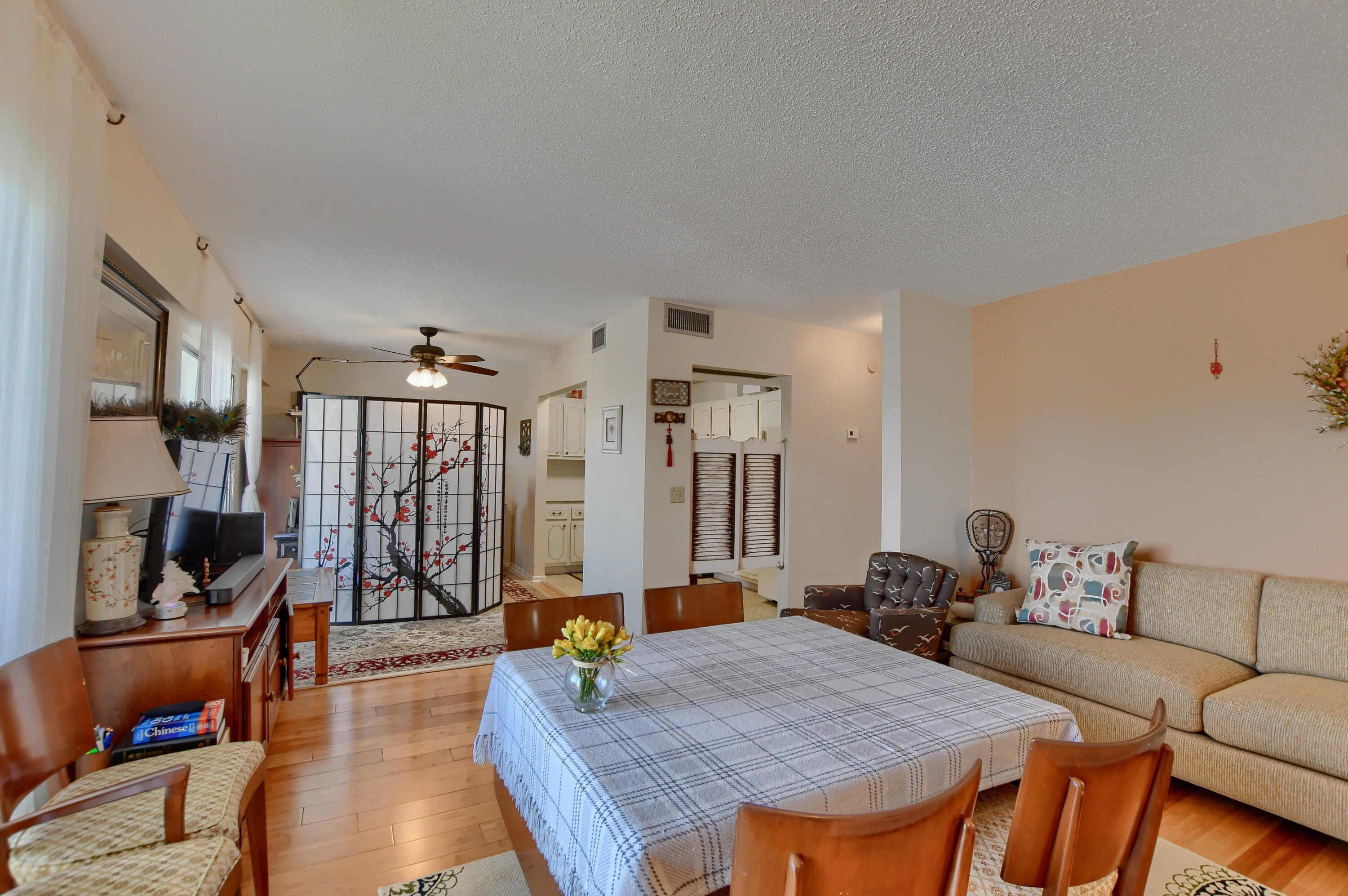 161 Mansfield D Boca Raton, FL 33434 - Photo 4 of 59 08_ebf_2565-hdr(5)