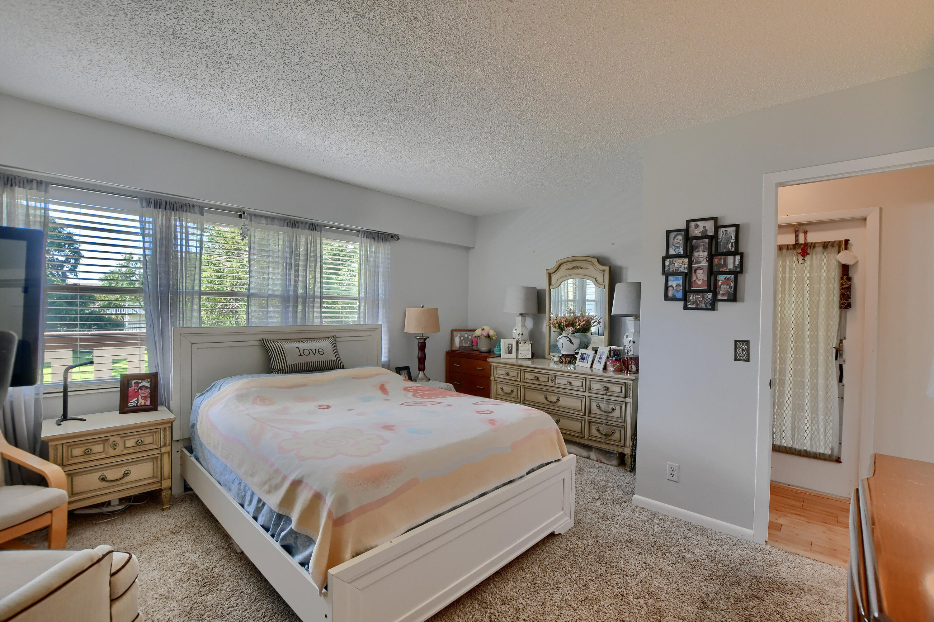 161 Mansfield D Boca Raton, FL 33434 - Photo 8 of 59 OVERSIZED MASTER BEDROOM