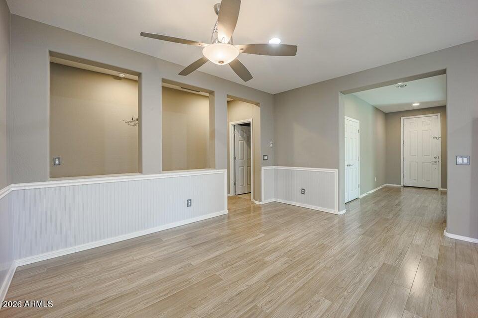 17576 West Bajada Road Surprise, AZ 85387 - Photo 4 of 42 20230302022758272857000000-o