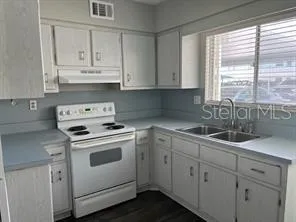 $1,800 | 335 N Causeway, Unit F01, New Smyrna Beach, FL 32169