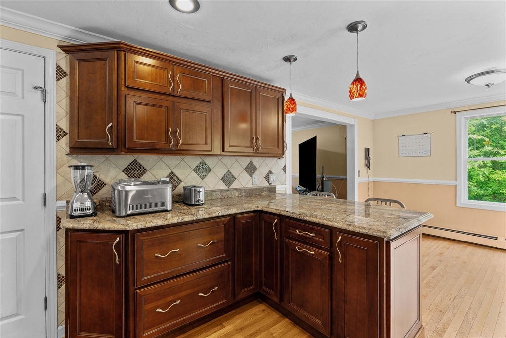 96 Paxton Road Holden, MA 01520 - Photo 8 of 41 Gallery Image 8