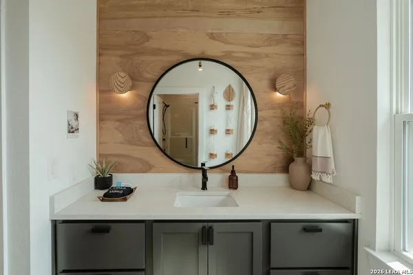 $642,500 | 103 Cascada, Spring Branch, TX 78070