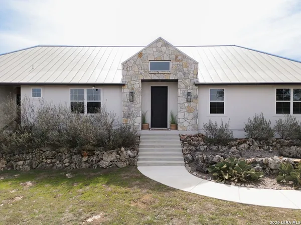 $642,500 | 103 Cascada, Spring Branch, TX 78070