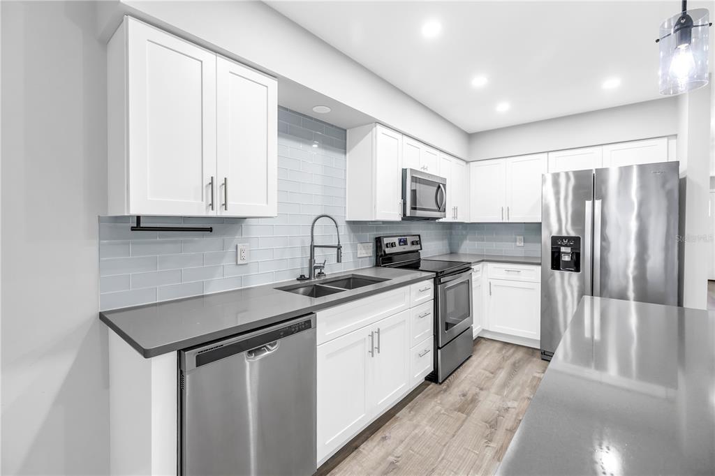 6710 121st Avenue, Unit 8 Largo, FL 33773 - Photo 10 of 30