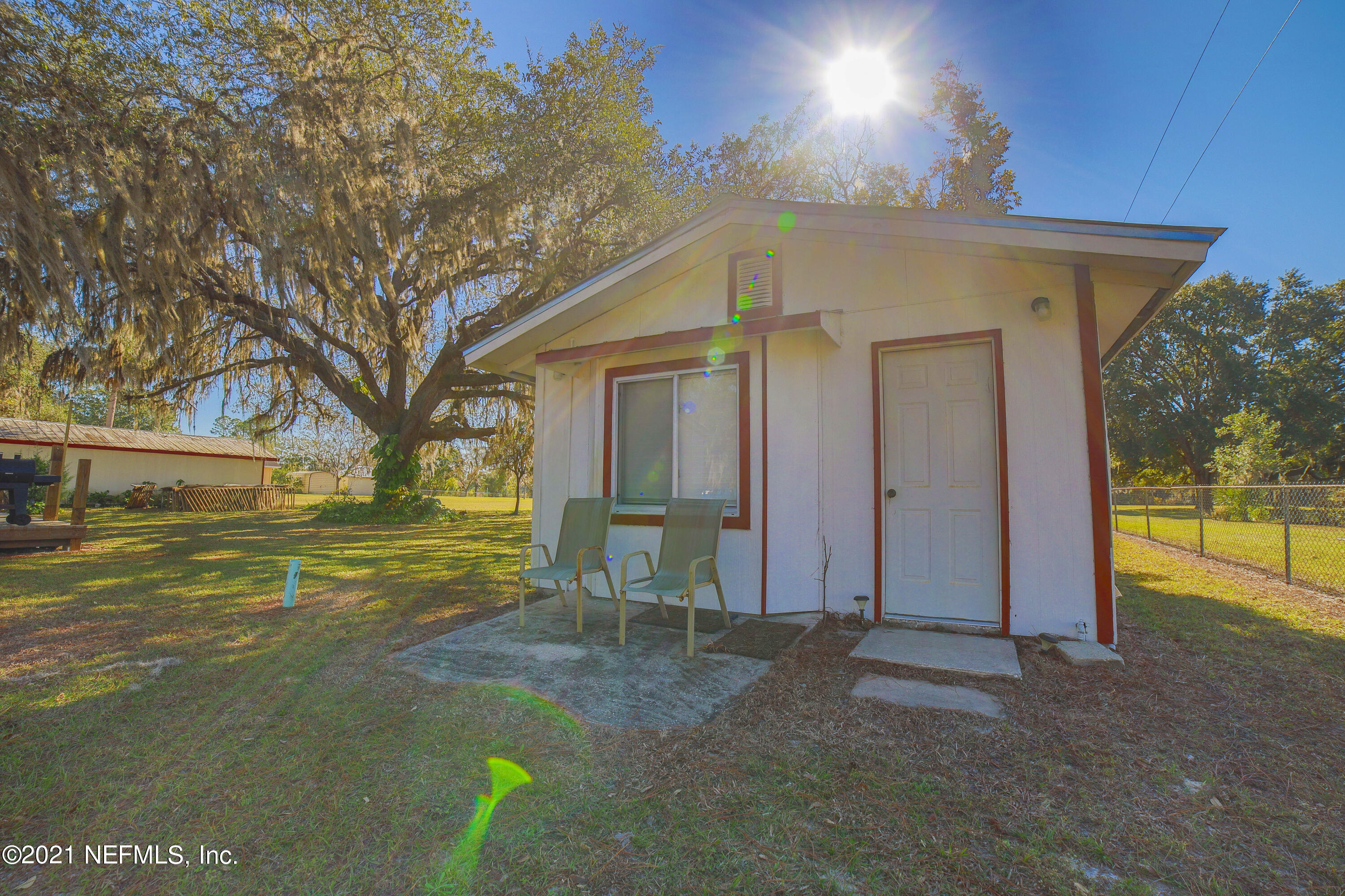 260 Old Woods Road Interlachen, FL 32148 - Photo 58 of 75 guest house