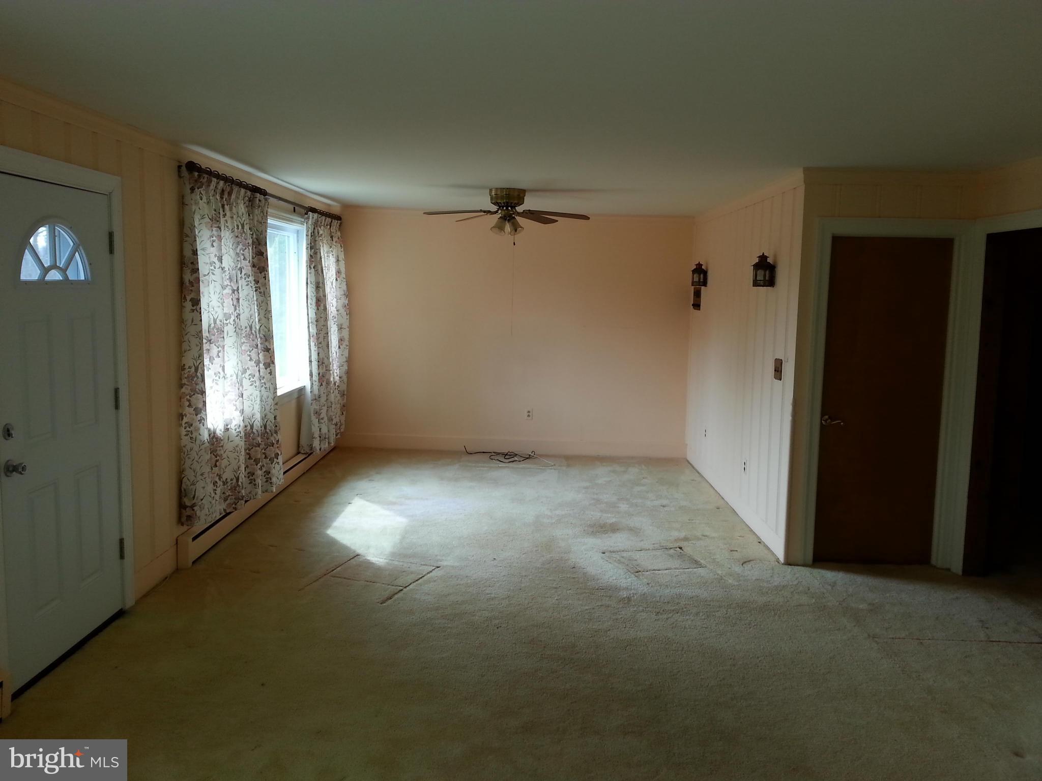 1273 Boyd Road Street, MD 21154 - Photo 20 of 27 Living Room