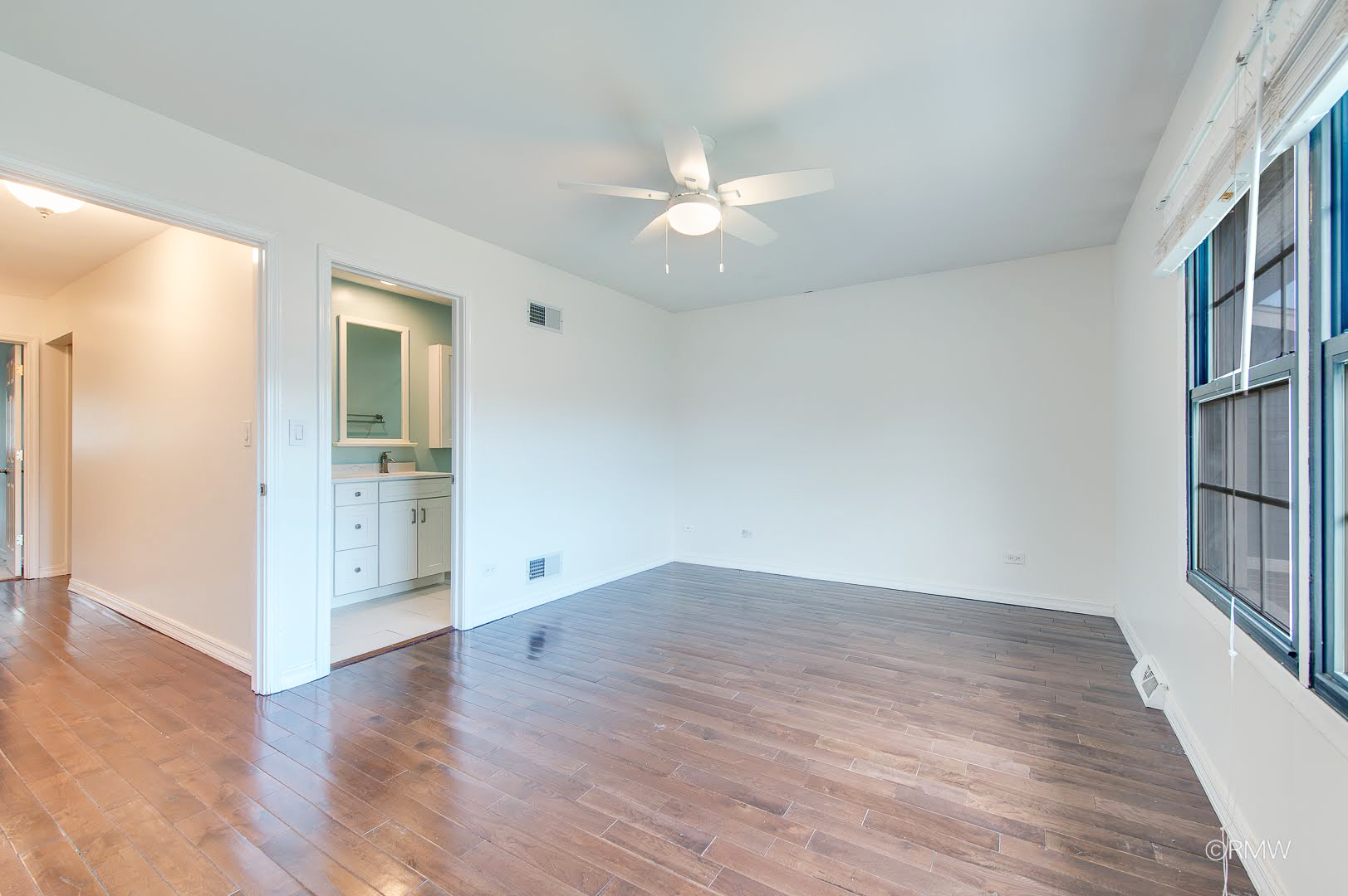 1233 Hickory Trail Addison, IL 60101 - Photo 26 of 36