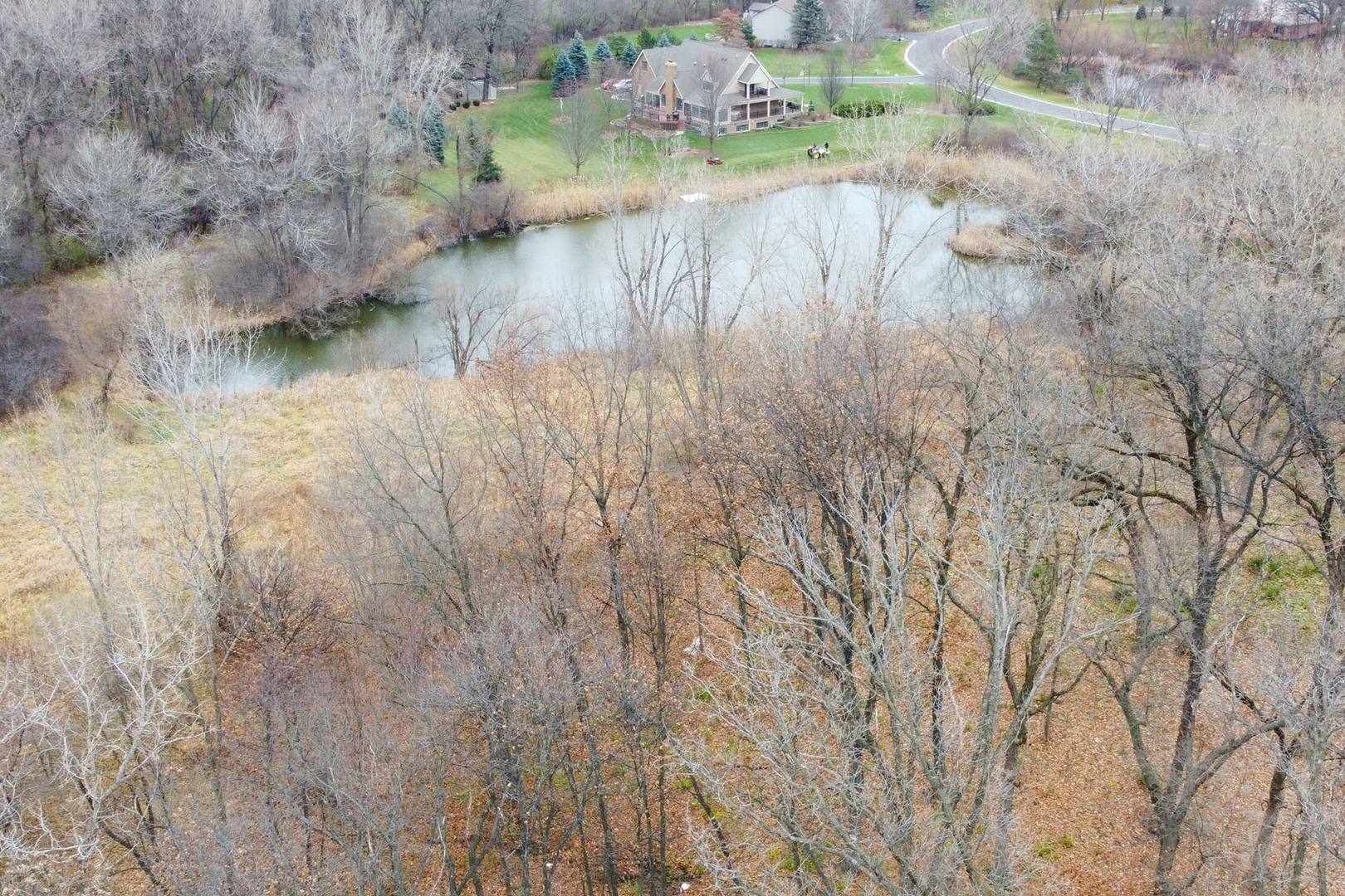 17444 Pin Oak Lane Gurnee, IL 60031 - Photo 4 of 6 a view of a yard of a house