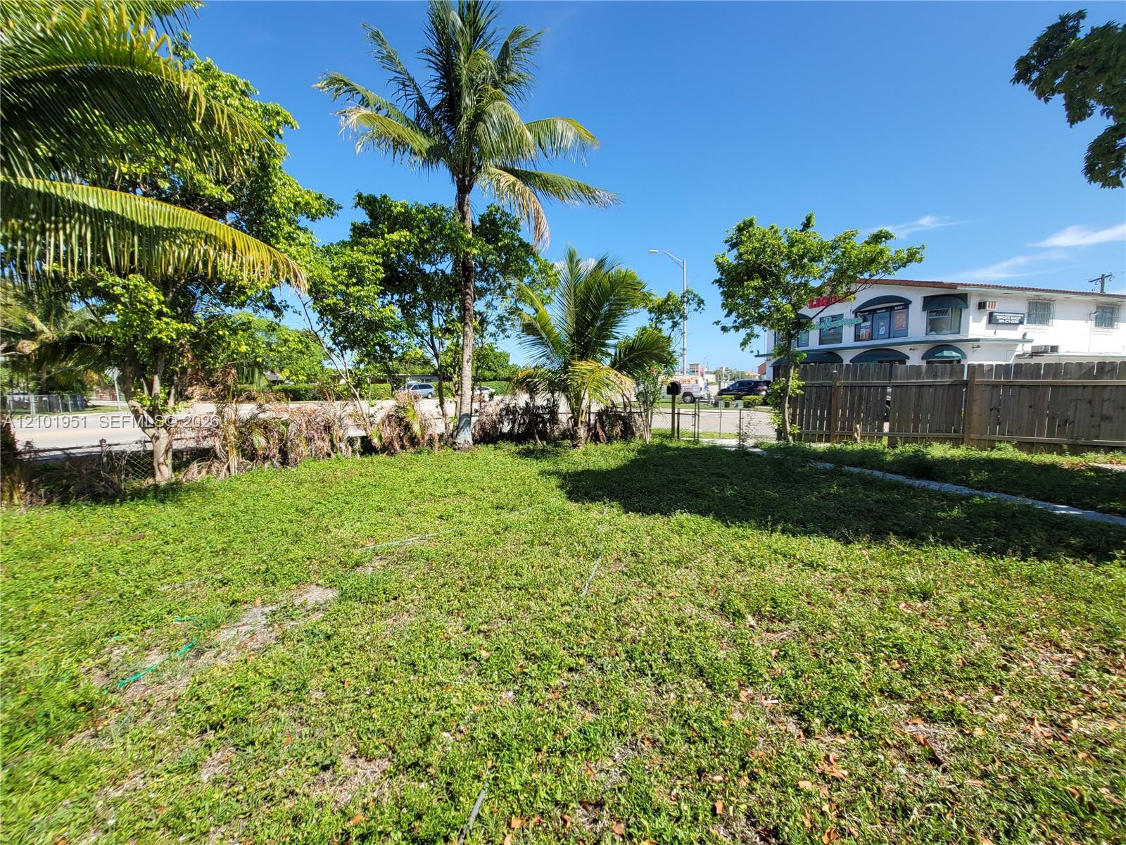 1120 South Le Jeune Road Hialeah, FL 33010 - Photo 27 of 44 Gallery Image 27