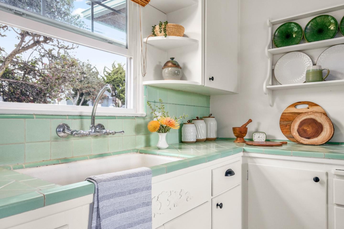 337 Hillcrest Drive Aptos, CA 95003 - Photo 16 of 31 a kitchen with sink and cabinets