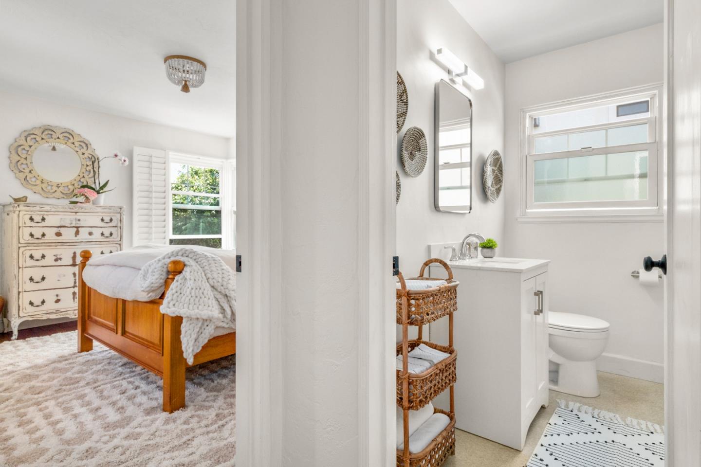 337 Hillcrest Drive Aptos, CA 95003 - Photo 8 of 31 a living room with furniture a rug and decor