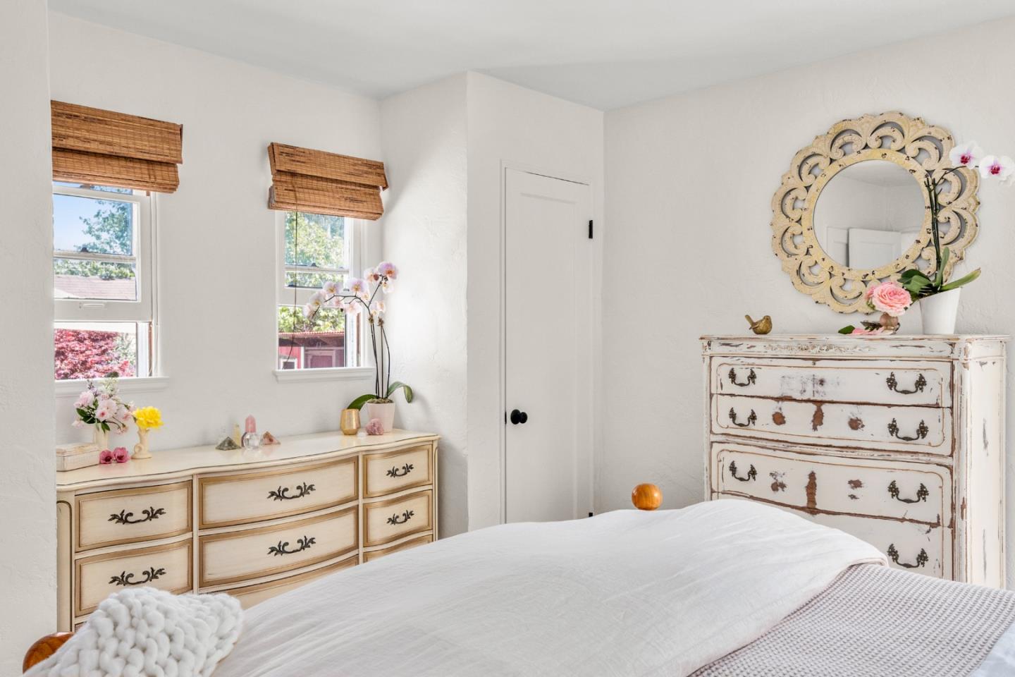 337 Hillcrest Drive Aptos, CA 95003 - Photo 10 of 31 a bedroom with a bed and a dresser in it