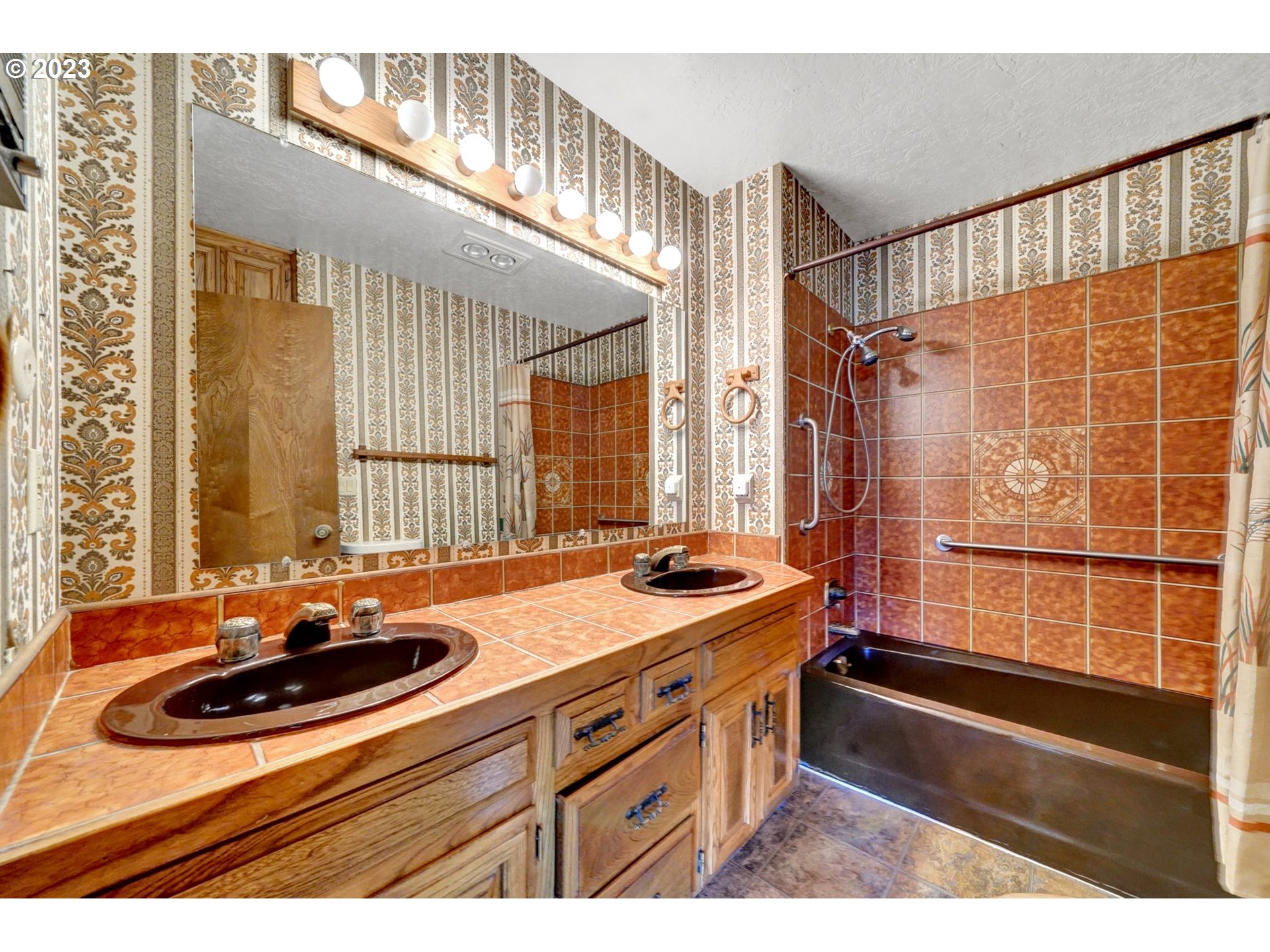 17080 South Holcomb Road Oregon City, OR 97045 - Photo 12 of 47 Bedroom, Primary