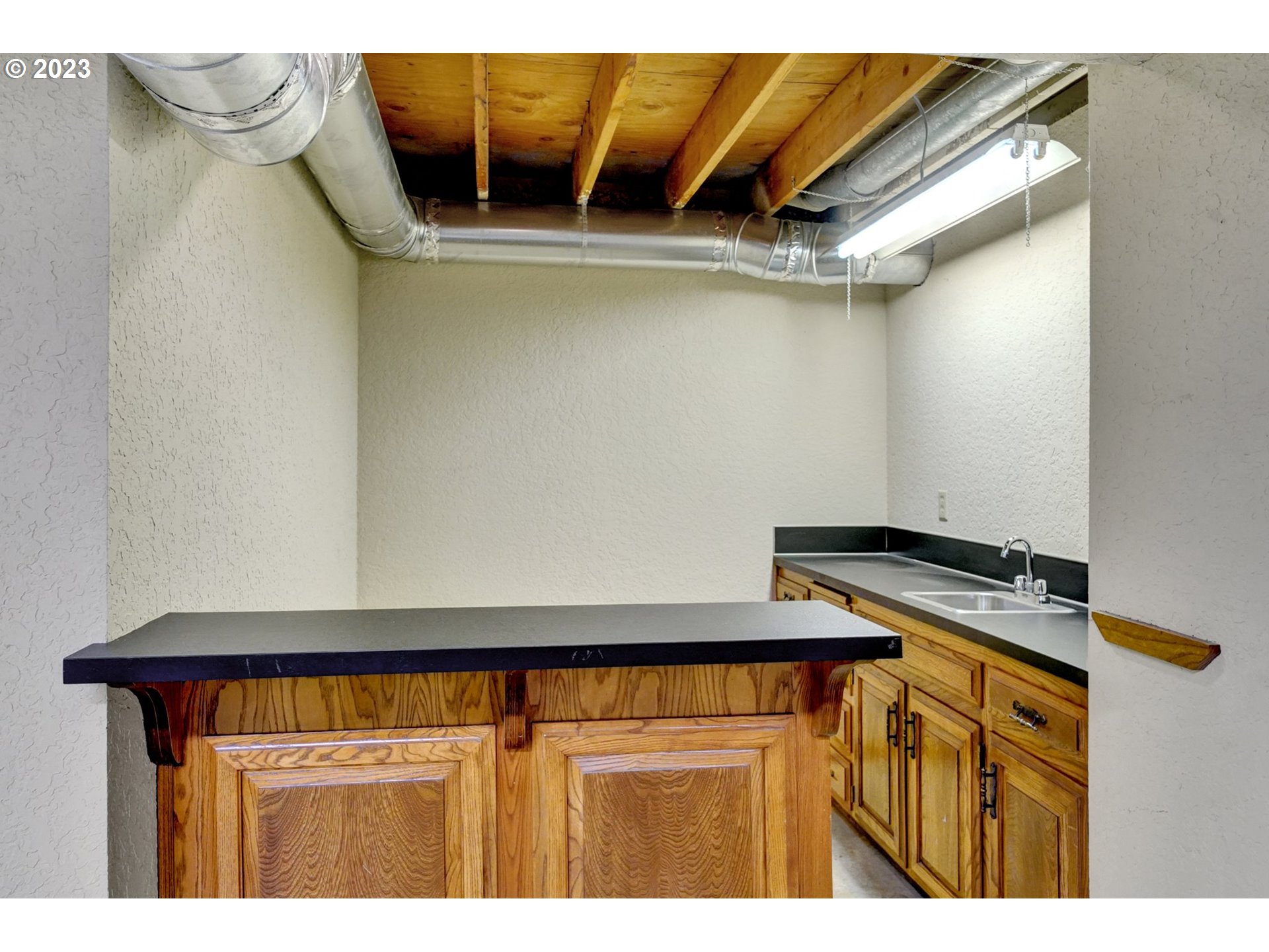 17080 South Holcomb Road Oregon City, OR 97045 - Photo 20 of 47 Finished Lower Level