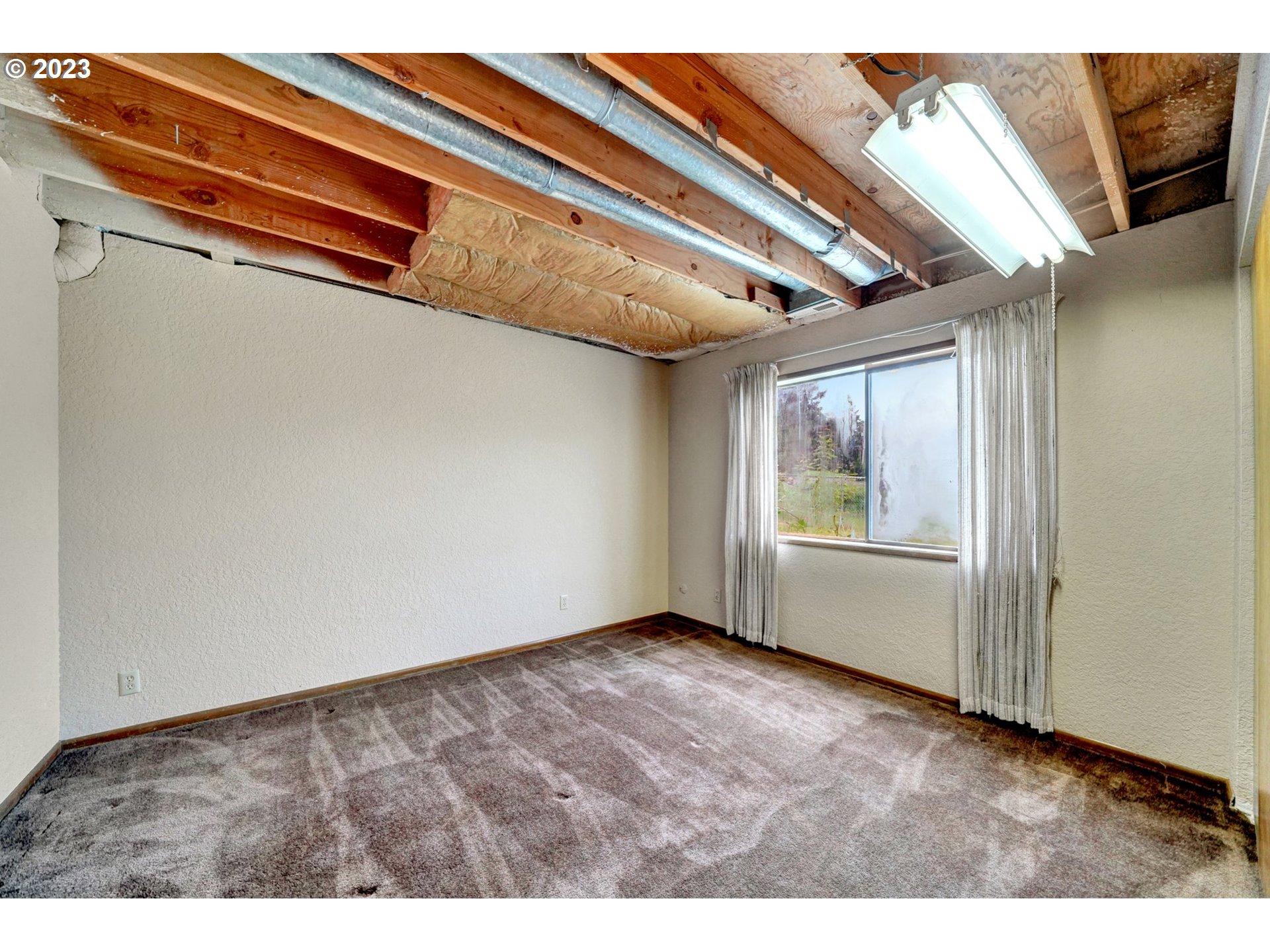 17080 South Holcomb Road Oregon City, OR 97045 - Photo 22 of 47 Bathroom