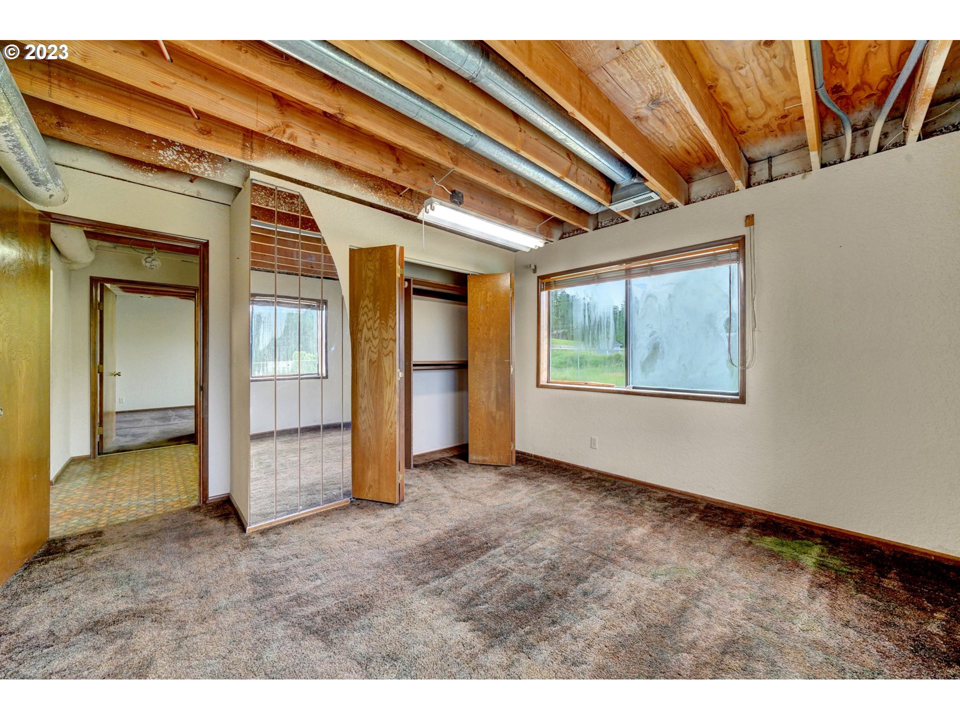 17080 South Holcomb Road Oregon City, OR 97045 - Photo 25 of 47 Bedroom