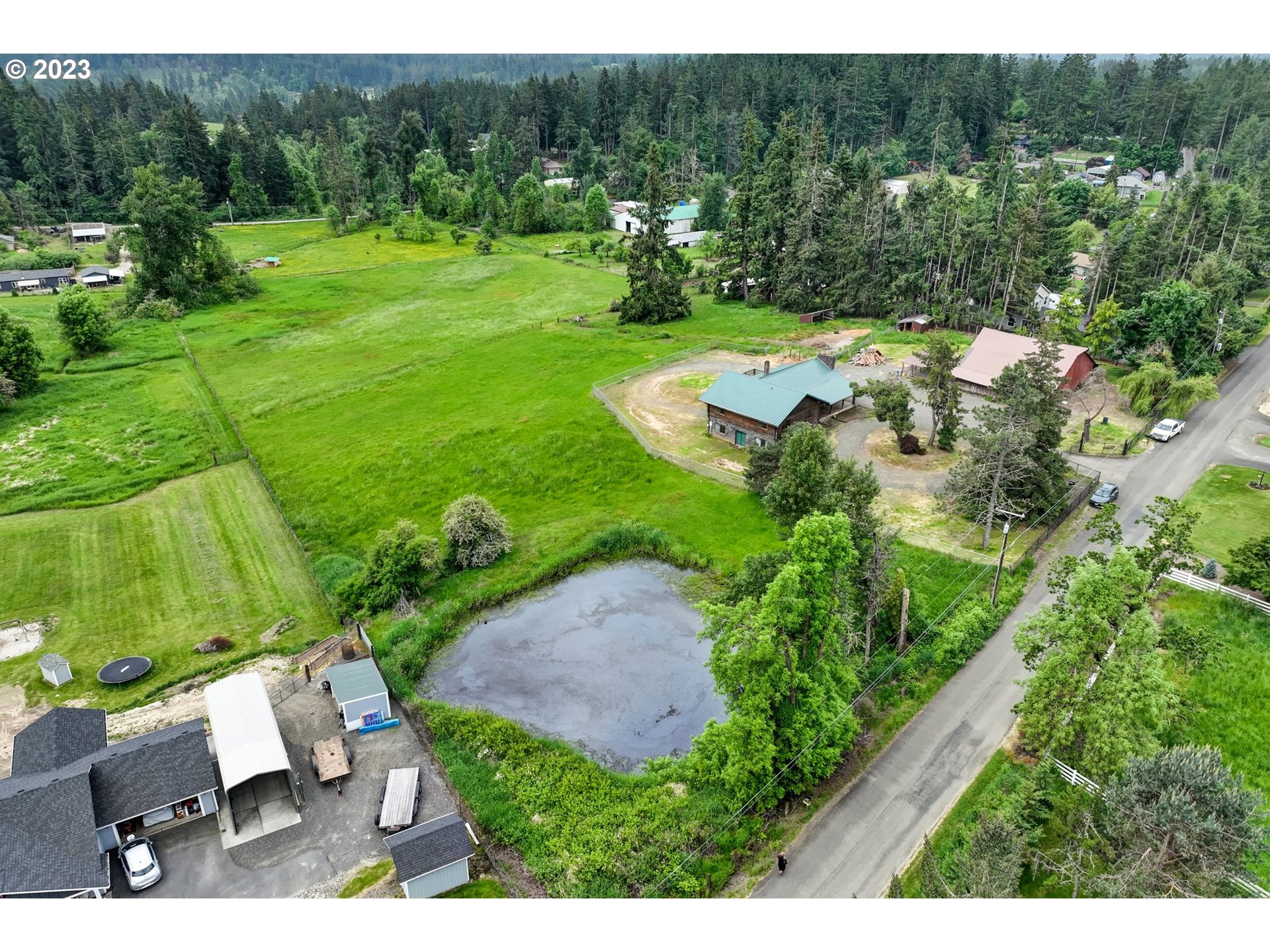 17080 South Holcomb Road Oregon City, OR 97045 - Photo 35 of 47