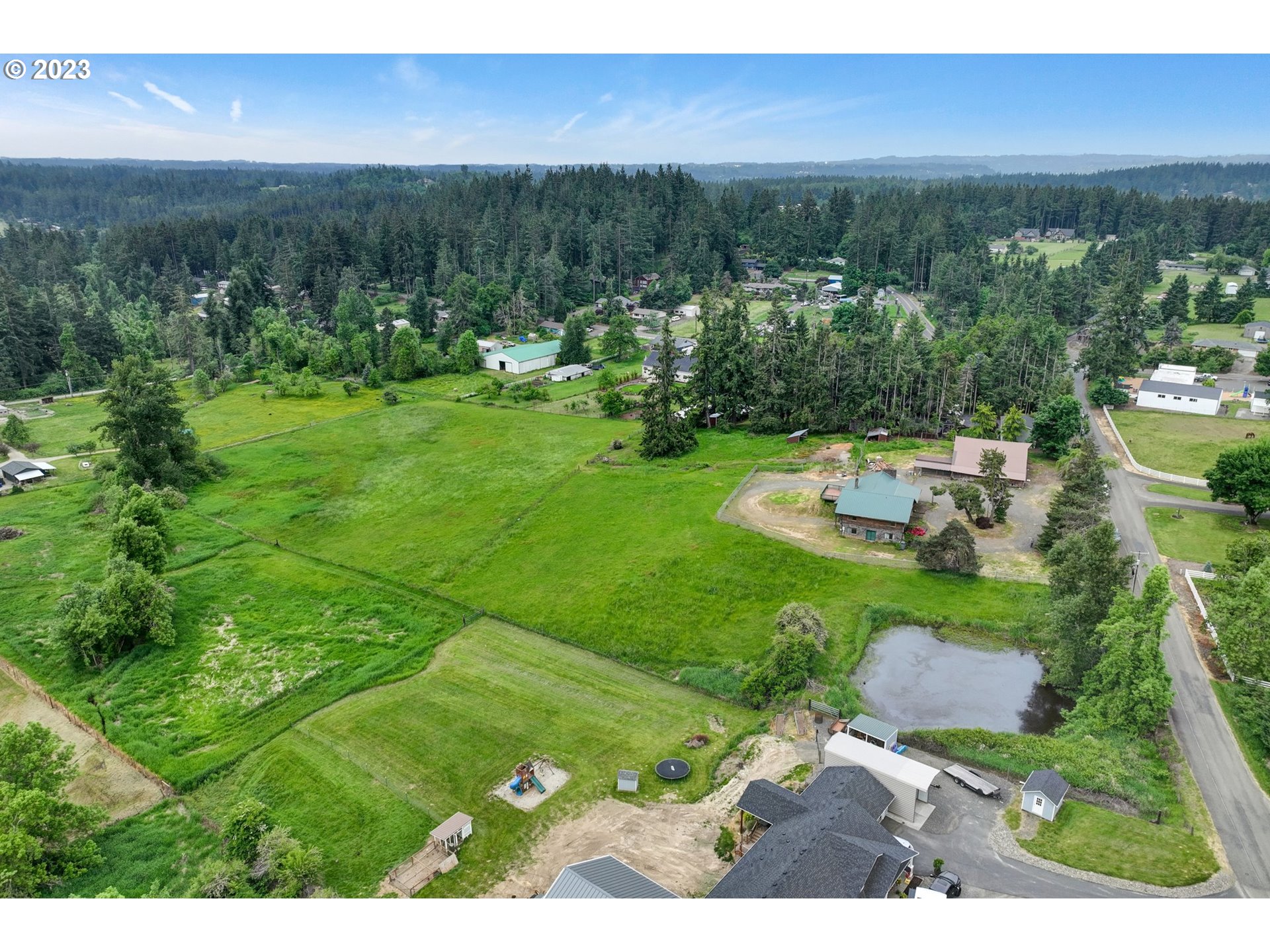 17080 South Holcomb Road Oregon City, OR 97045 - Photo 36 of 47