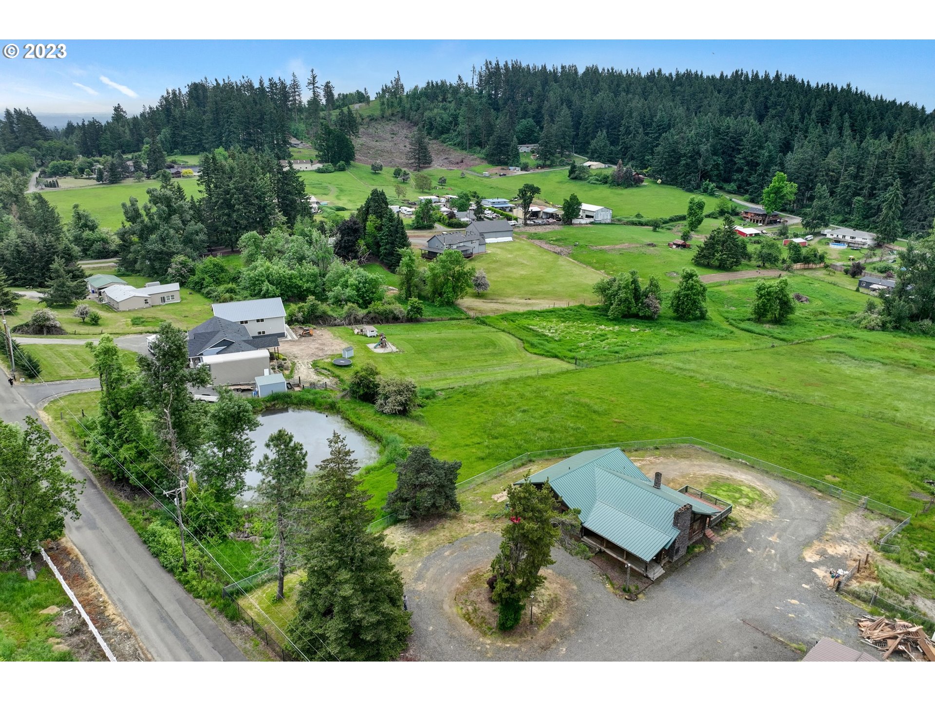 17080 South Holcomb Road Oregon City, OR 97045 - Photo 37 of 47