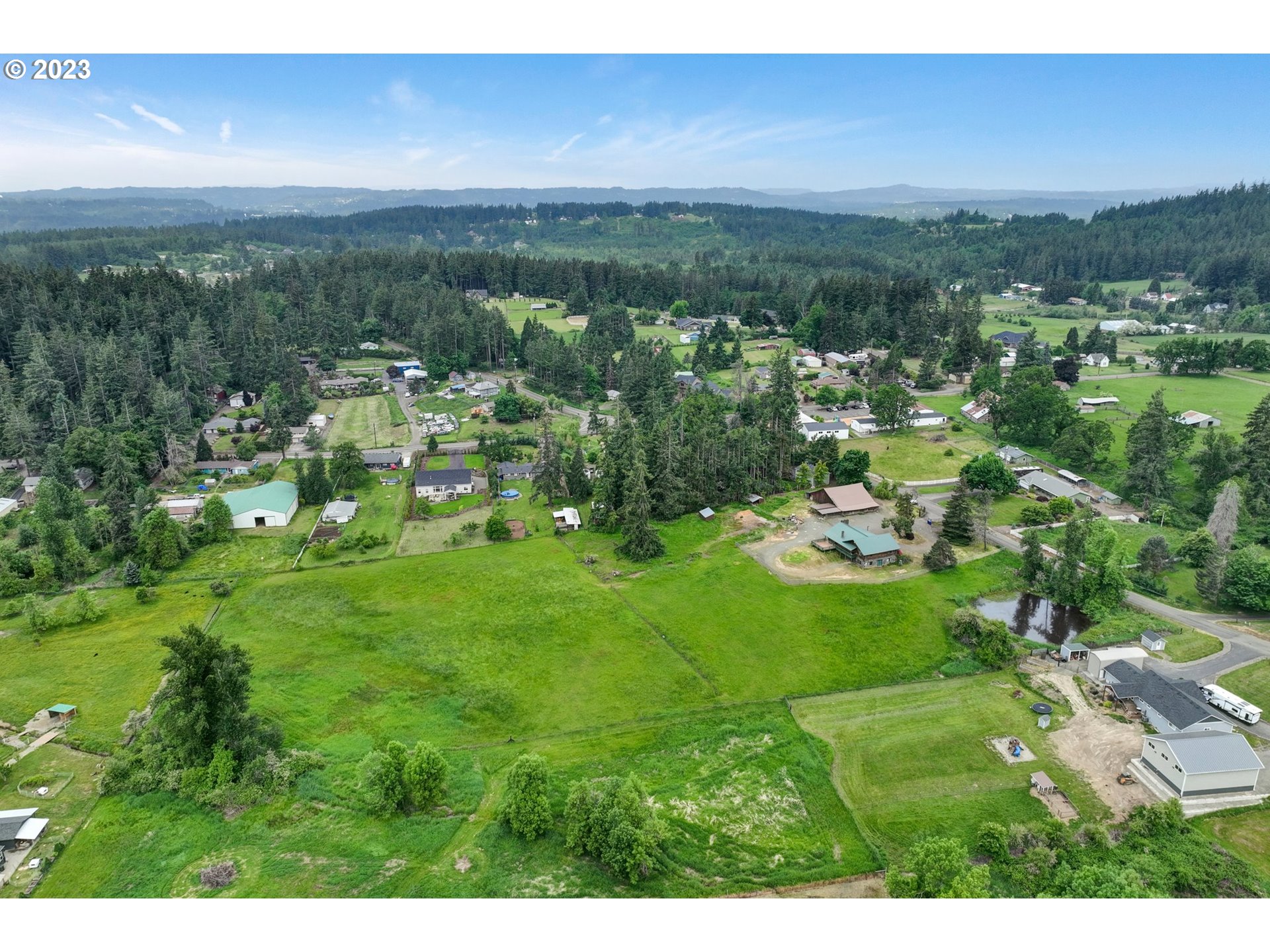 17080 South Holcomb Road Oregon City, OR 97045 - Photo 39 of 47