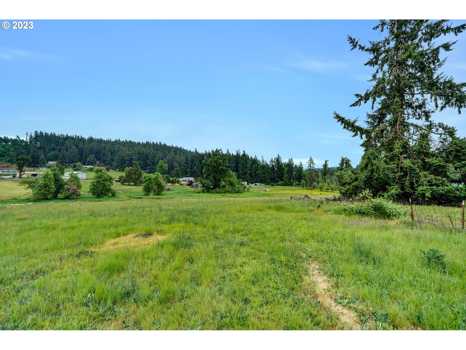 17080 South Holcomb Road Oregon City, OR 97045 - Photo 41 of 47