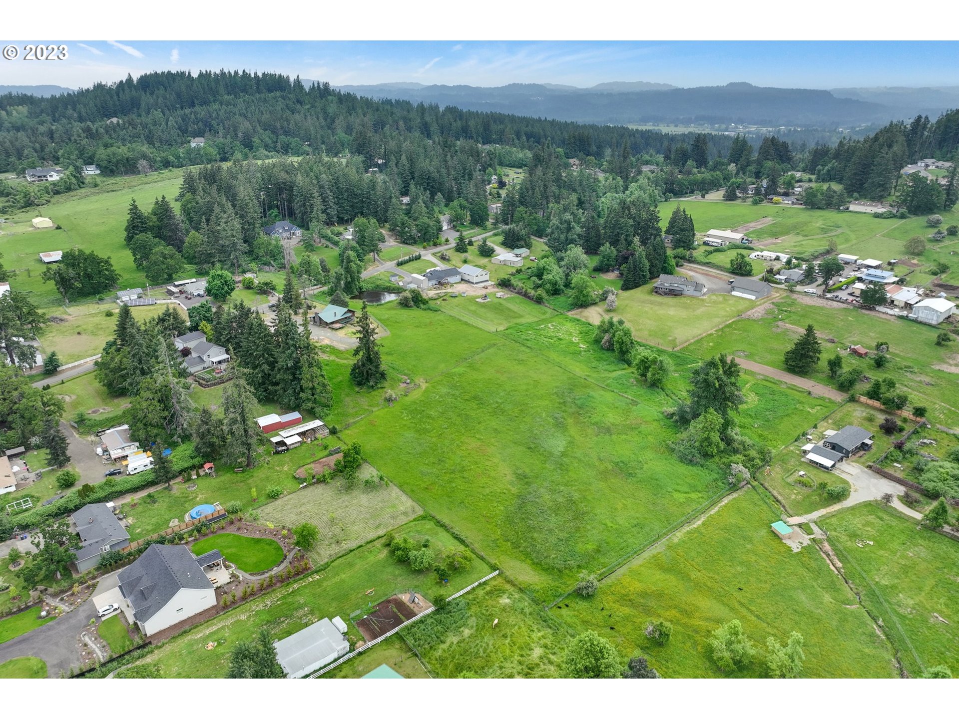 17080 South Holcomb Road Oregon City, OR 97045 - Photo 43 of 47