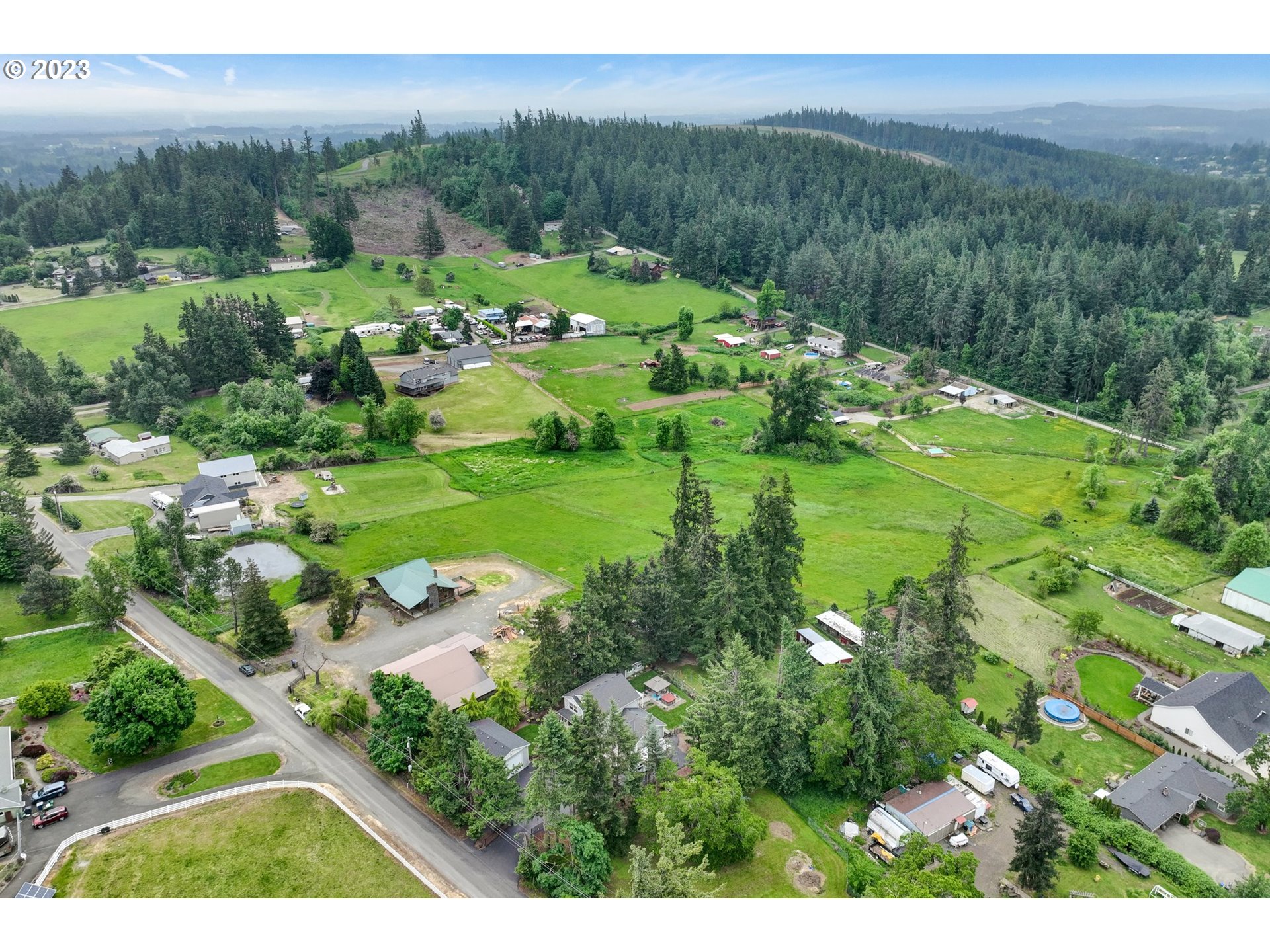 17080 South Holcomb Road Oregon City, OR 97045 - Photo 44 of 47