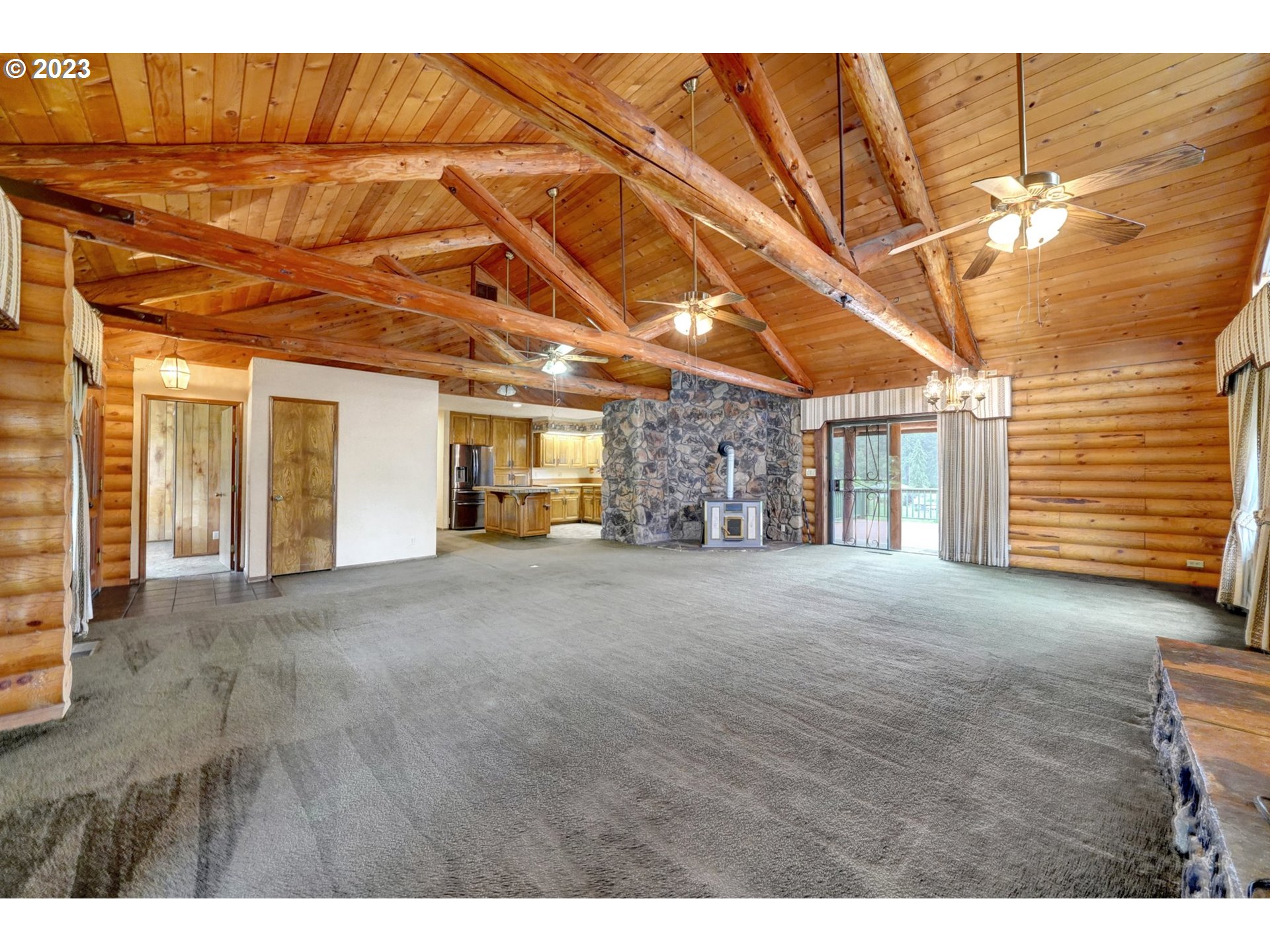 17080 South Holcomb Road Oregon City, OR 97045 - Photo 6 of 47