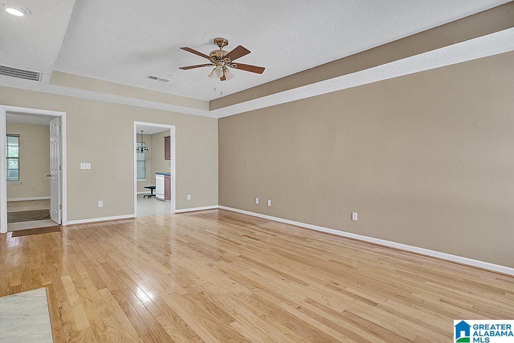 725 3rd Street Northeast Alabaster, AL 35007 - Photo 3 of 14 Gallery Image 3