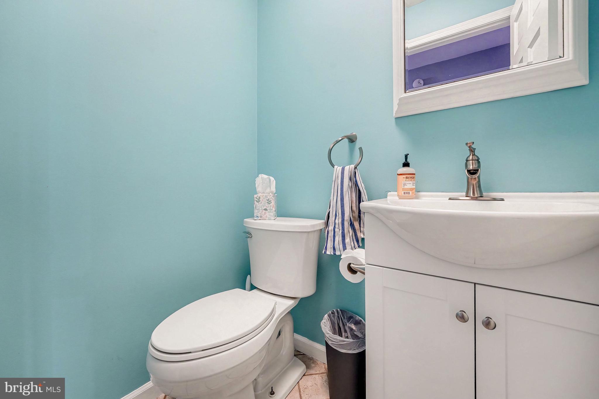 33 Edgewood Road Boyertown, PA 19512 - Photo 22 of 53 Powder Bath