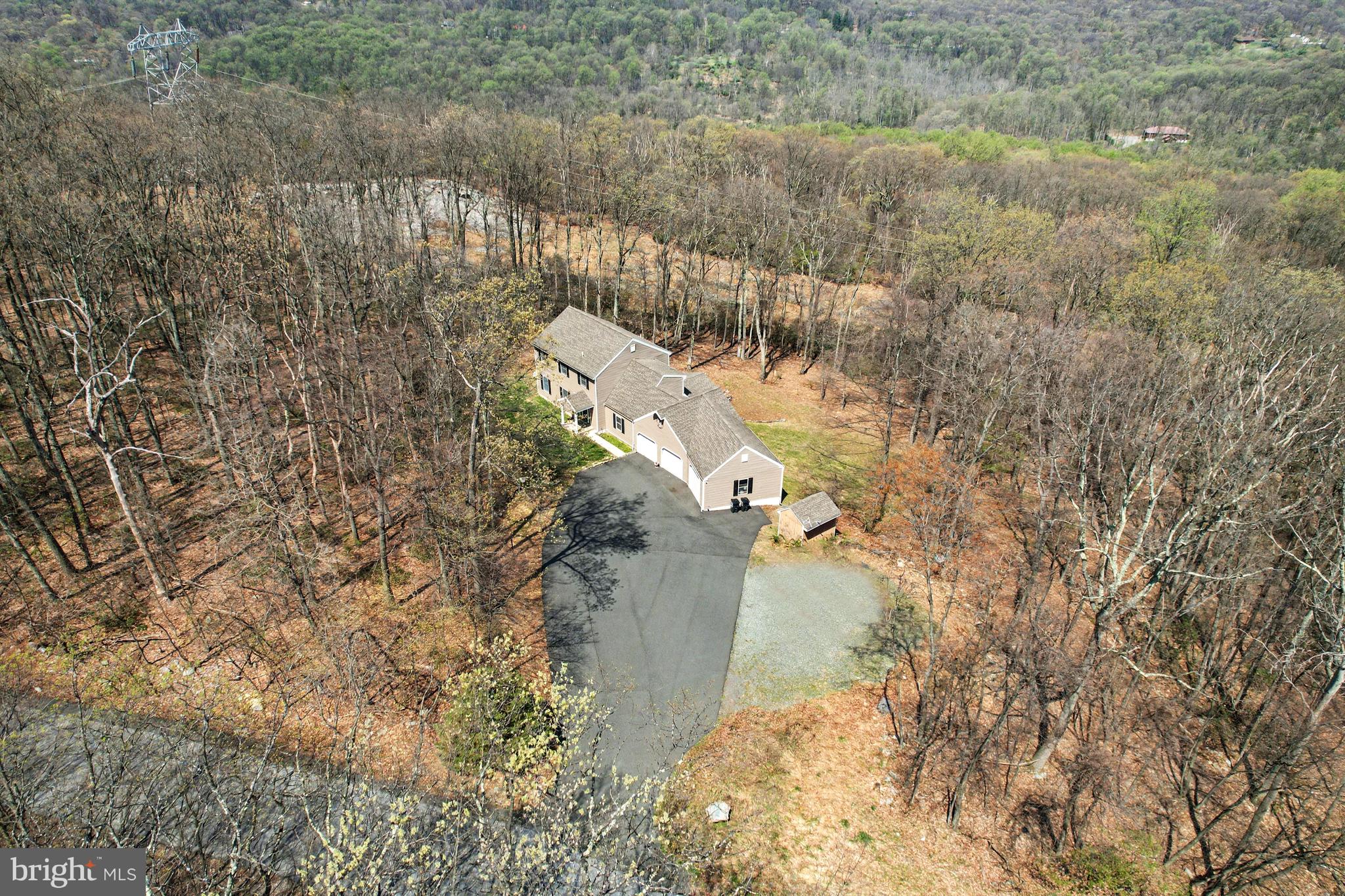 33 Edgewood Road Boyertown, PA 19512 - Photo 3 of 53 Aerial view