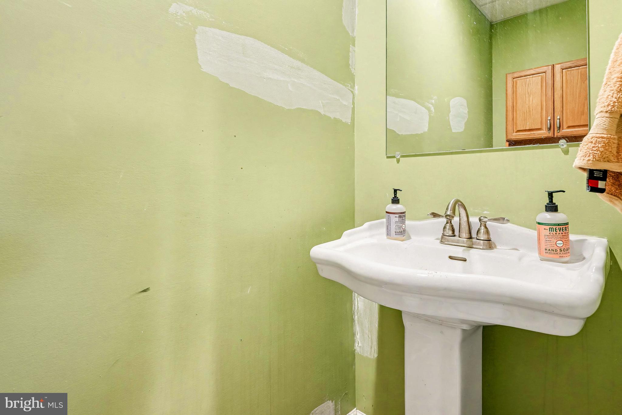 33 Edgewood Road Boyertown, PA 19512 - Photo 37 of 53 Basement Powder Bath