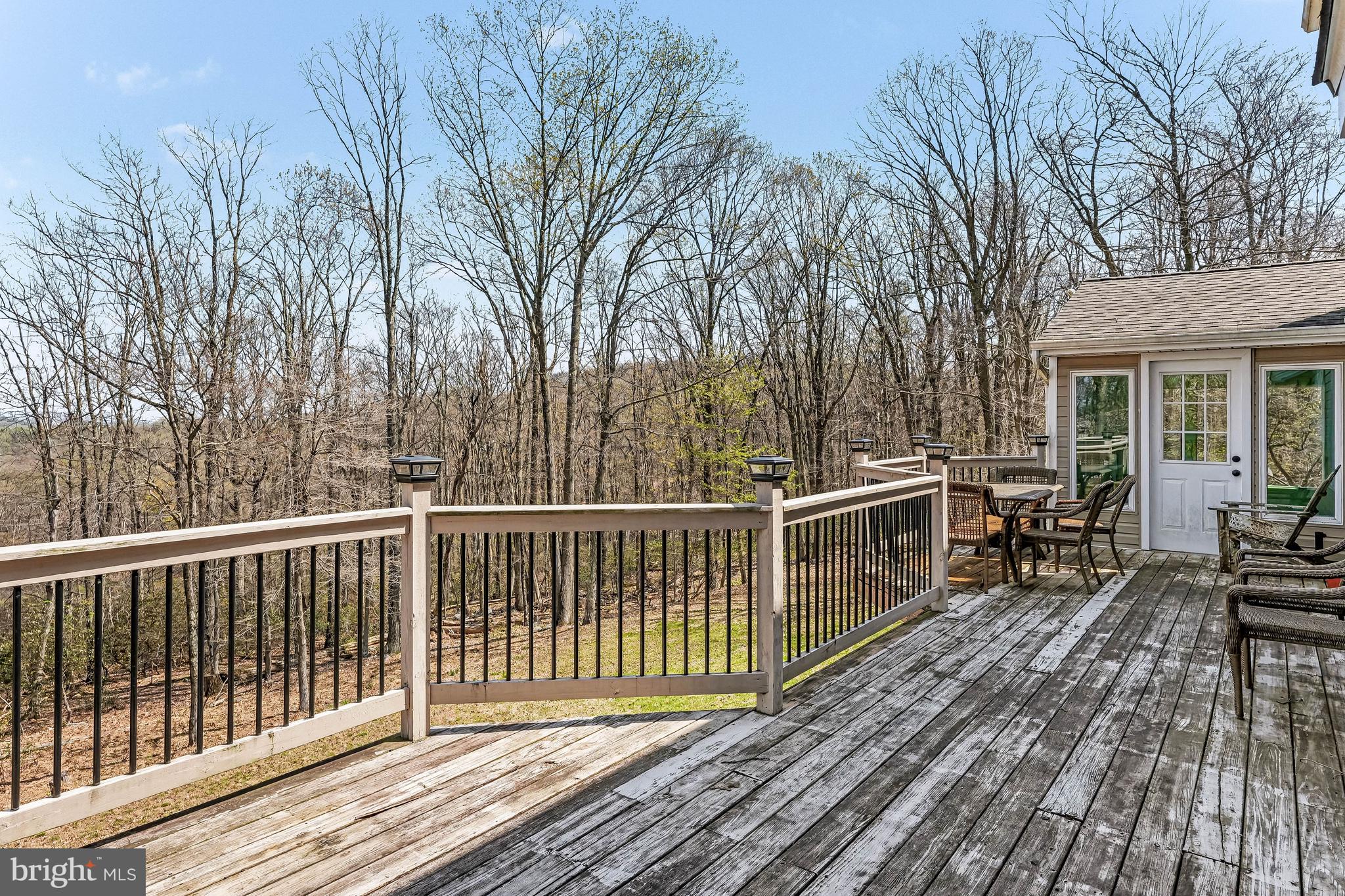 33 Edgewood Road Boyertown, PA 19512 - Photo 39 of 53 Deck
