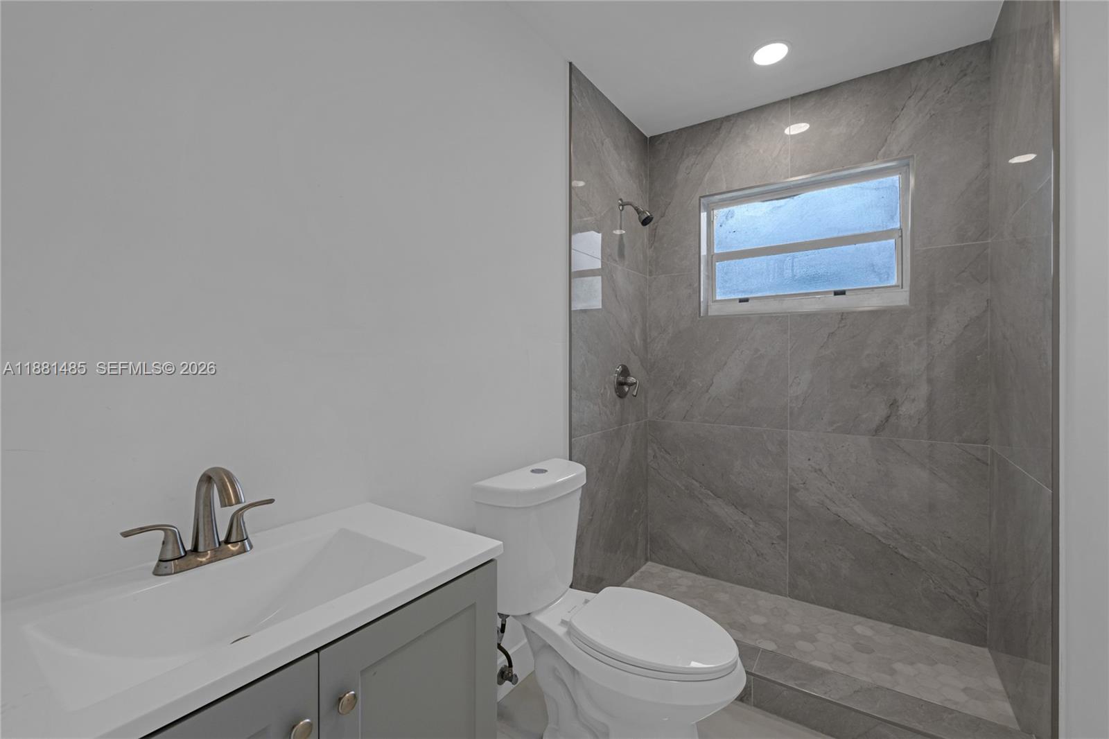 2960 Northwest 165th Street Miami Gardens, FL 33054 - Photo 11 of 23