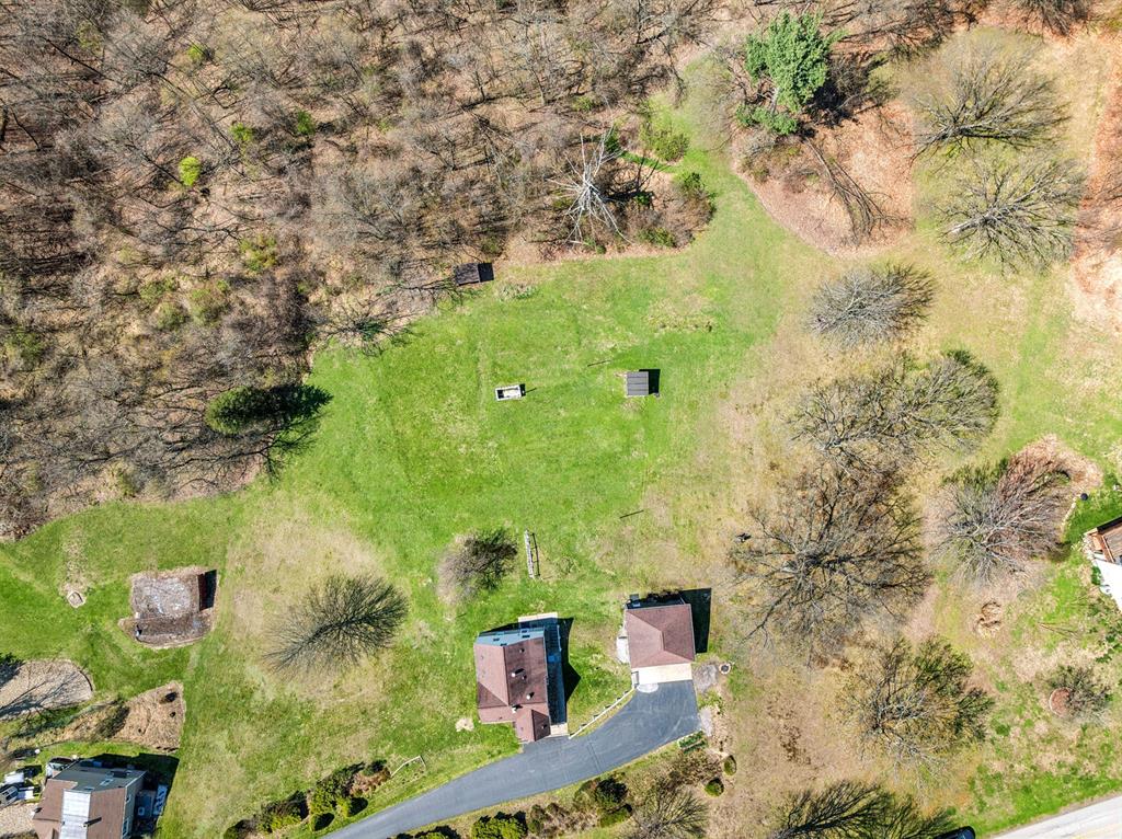 1173 Harmony Road Baden, PA 15005 - Photo 29 of 46
