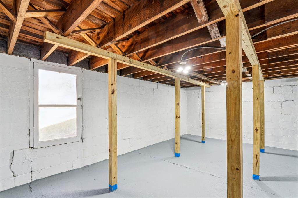 1173 Harmony Road Baden, PA 15005 - Photo 44 of 46