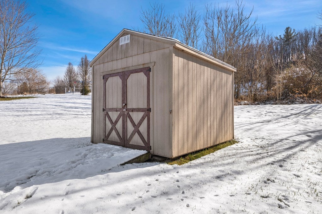 289 Whispering Pines Road Max Meadows, VA 24360 - Photo 43 of 46 Gallery Image 43