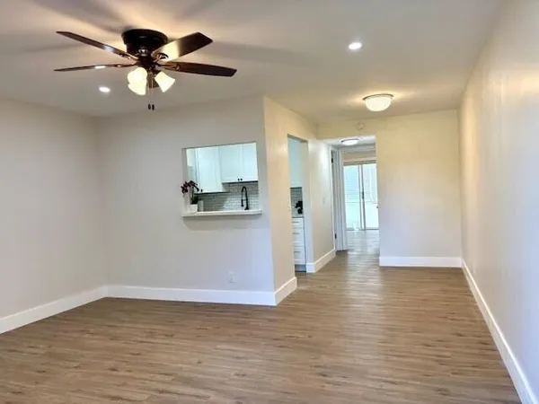 $1,400 | 51 Dorchester East, Unit 51, West Palm Beach, FL 33417