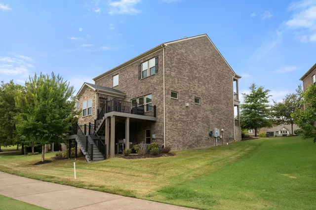 $749,900 | 1717 Boardwalk Place, Gallatin, TN 37066